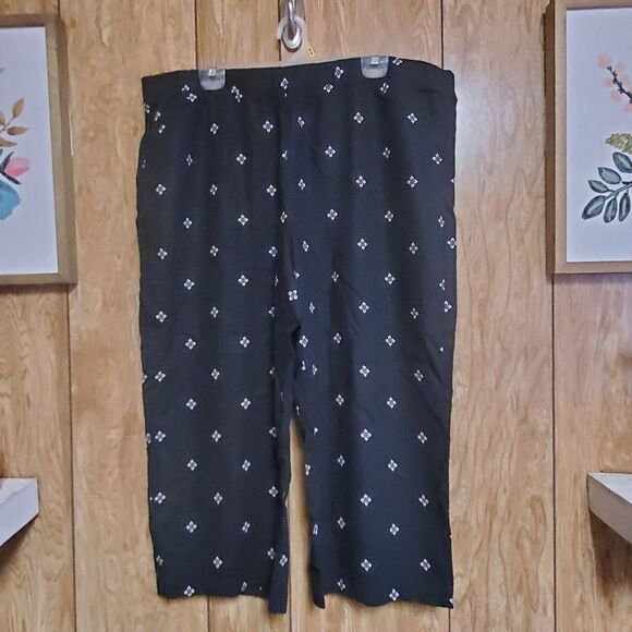 Croft  & Barrow | Black Linen Blend Capri | Size 1X - Picture 1 of 5